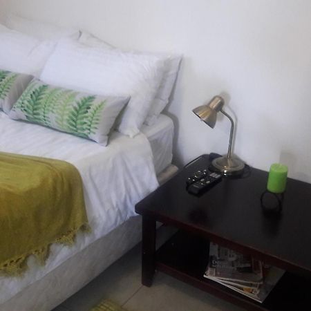 Self-Catering Studio, Unit 6 On Krupp Windhoek Buitenkant foto