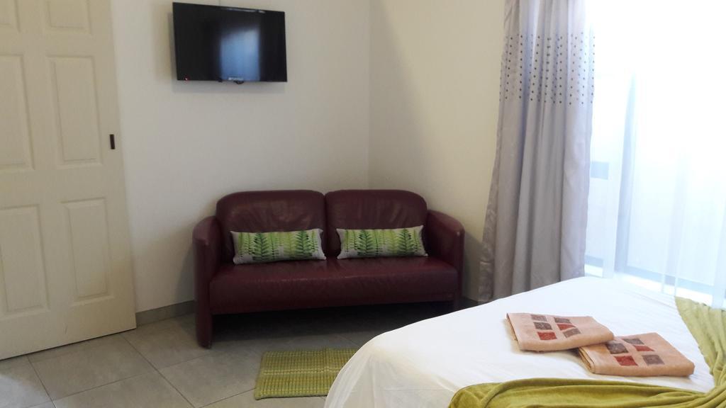 Self-Catering Studio, Unit 6 On Krupp Windhoek Buitenkant foto