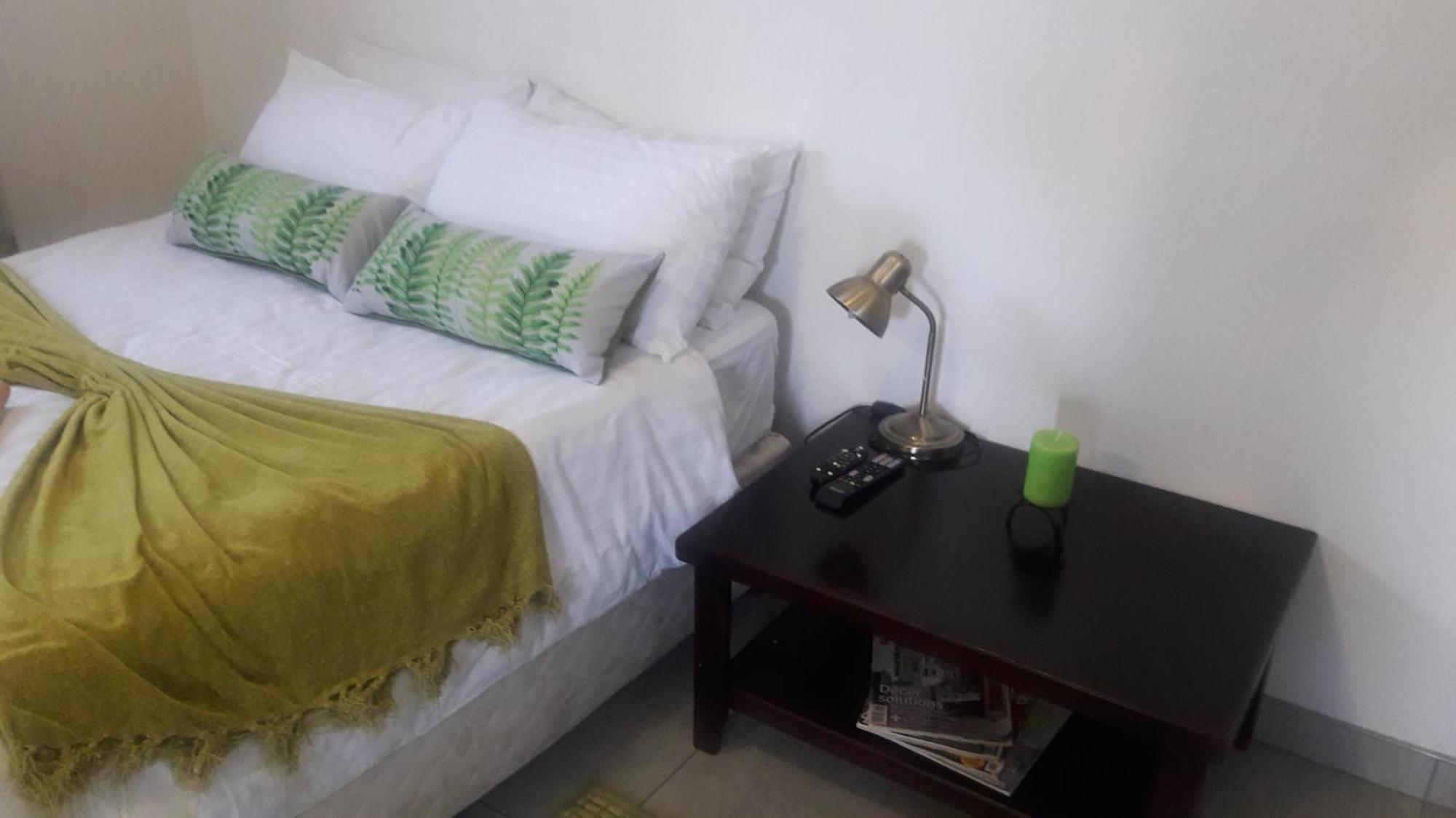 Self-Catering Studio, Unit 6 On Krupp Windhoek Buitenkant foto